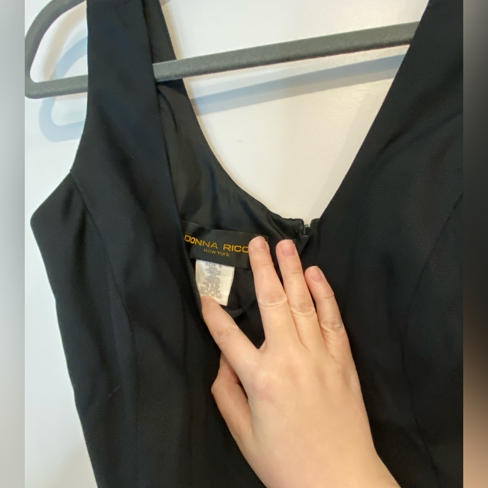 VTG Donna Ricco Black Dress with Sweetheart Neckline - Picture 5 of 8